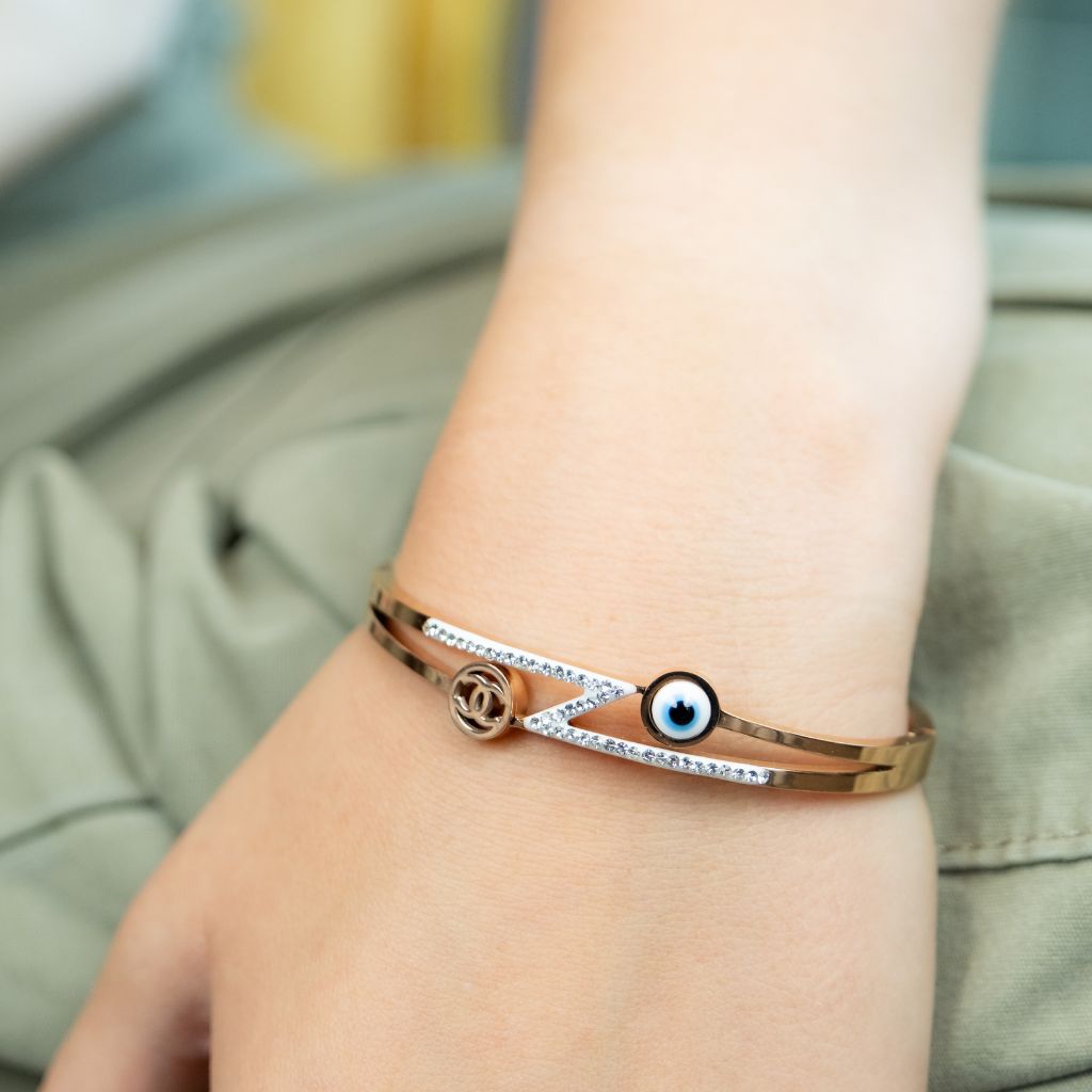 Chanel CC bracelet bangle | Preppy jewelry, Women's jewelry and  accessories, Chanel bracelet